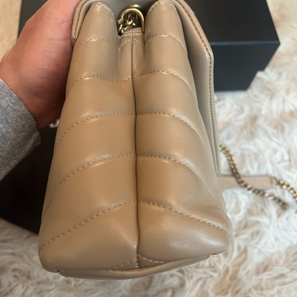 Saint Laurent Small Lou Lou Taupe Quilted Full Set - Picture 7 of 10
